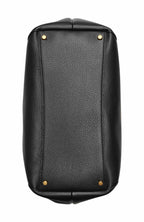 Harper | Women's Shoulder Bag With Golden Hardware And Knotted Handle | Chic